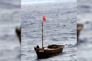 Phát hiện tàu cá nghi chở công dân Triều Tiên ngoài khơi Nhật