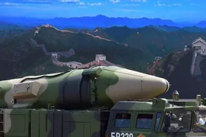 TQ hé lộ Vạn Lý Trường Thành bằng thép chặn vũ khí siêu thanh