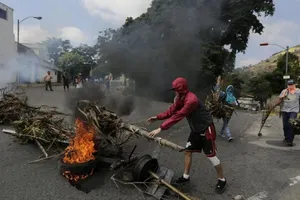 Venezuela bắt nhóm binh sĩ 'nổi loạn' đòi lật đổ tổng thống