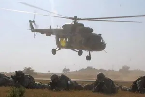 Nhắm 25 máy bay Pakistan, Ấn Độ bắn nhầm trực thăng nước mình