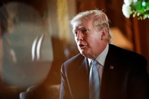 Với 1 tờ giấy, ông Trump đòi ông Kim giao nộp vũ khí hạt nhân