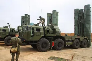 Nga cùng lúc huấn luyện lính TQ, Thổ Nhĩ Kỳ vận hành S-400