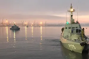 Đến lượt NATO đòi Nga thả tàu chiến và thủy thủ Ukraine