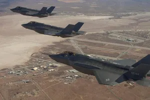 Nhật mua thêm 105 tiêm kích tàng hình F-35 do Mỹ chế tạo