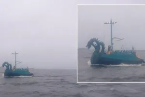 Phần Lan sửng sốt với 'quái vật biển ba đầu' của Nga