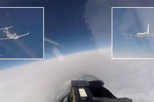 Su-27 Nga bám theo trinh sát cơ Mỹ, Thụy Điển ở biển Baltic