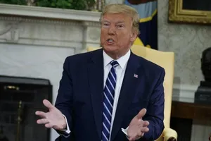 Ông Trump xác nhận hủy lệnh tấn công Iran trước 10 phút