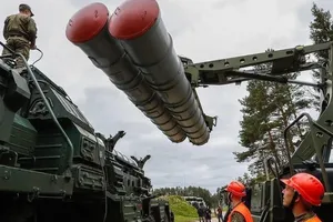 Lô S-400 đầu tiên đã đến Thổ Nhĩ Kỳ, Mỹ sẽ đáp trả thế nào?