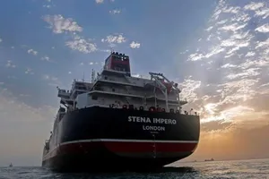 Ngoại trưởng Mỹ: Anh phải tự bảo vệ tàu của mình