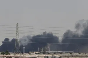 Houthi tuyên bố dừng tấn công Saudi Arabia 