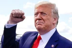 Ông Trump khoe Mỹ đang chế tạo vũ khí mới, Nga theo dõi sát