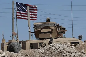 Ông Trump đắn đo hai lựa chọn rút hay để lại quân ở Syria