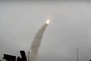 Video: S-400 Nga diệt gọn 8 mục tiêu tên lửa