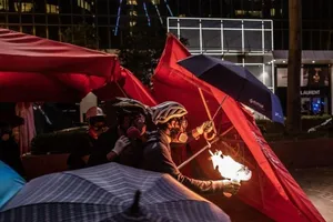 Trung Quốc dọa trả đũa nếu ông Trump ký dự luật về Hong Kong