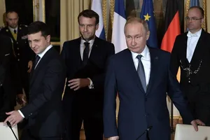 Ông Putin nói gì sau cuộc gặp ông Zelenskiy lần đầu tiên?