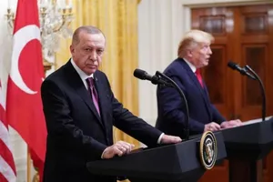Mỹ ra đòn buộc thay đổi hành vi, Thổ Nhĩ Kỳ phản pháo