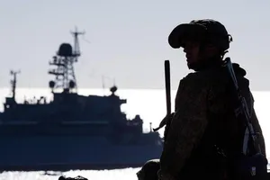 Tàu chiến Mỹ vào biển Đen, Nga điều tàu tên lửa giám sát