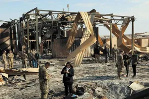 Căn cứ Ayn al-Asad của Mỹ tại Iraq sau vụ không kích của Iran.
