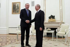 Tổng thống Erdogan (trái) và Tổng thống Putin gặp nhau tại Moscow ngày 5-3.
