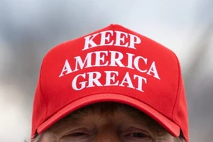 Tổng thống Trump không có kế hoạch hủy các cuộc vận động tranh cử dù dịch COVID-19 đang mạnh lên ở Mỹ. Ảnh: AFP