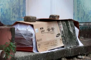 Ecuador: Thi thể nạn nhân COVID-19 bị bỏ mặc trên đường 