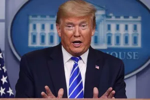 Tổng thống Trump tại cuộc họp báo ở Nhà Trắng hôm 23-4. Ảnh: REUTERS