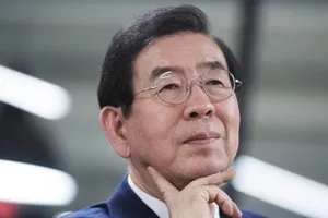 Thị trưởng Seoul (Hàn Quốc) - ông Park Won-soon.