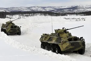 Nga sắp cung cấp xe bọc thép, trực thăng tấn công cho Belarus