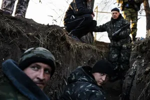 CH Donetsk lệnh tấn công vị trí quân đội Ukraine ở miền Đông