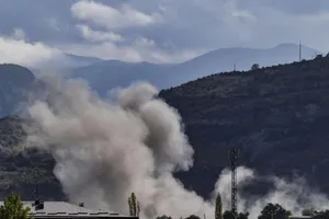 Vừa ký thỏa thuận ngừng bắn, Azerbaijan-Armenia vi phạm ngay 