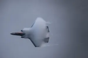 Su-57 Nga dễ dàng 'kết liễu' F-35 Mỹ khi cận chiến một - một