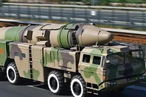 Mỹ: Trung Quốc 'đốt tiền' vào tên lửa diệt hạm nhưng sẽ vô ích