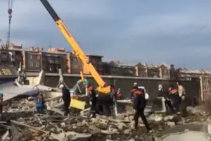 Video: Nổ lớn phá hủy toàn bộ trung tâm thương mại ở Nga