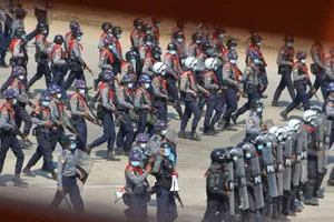 EU trừng phạt Nga vụ Navalny, quân đội Myanmar vụ chính biến