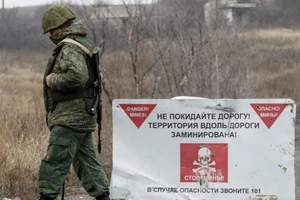 Ông Biden cam kết ủng hộ Ukraine khi Nga tăng quân gần Donbass