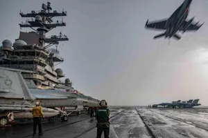 Đưa tàu sân bay rời châu Á, Mỹ đối phó Trung Quốc thế nào?