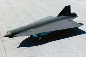 UAV do thám đời đầu D-21