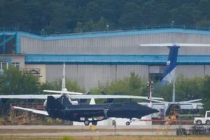 Rò rỉ ảnh máy bay chiến đấu mới nhất của Nga có thể cạnh tranh với F-35 Mỹ 