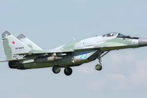 NATO: Nga đang rút tiêm kích khỏi Crimea sau loạt vụ nổ bí ẩn