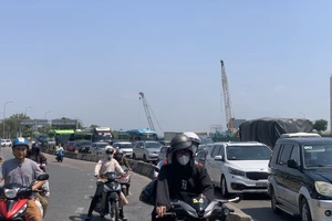 Giải pháp ứng phó ùn ứ trên cao tốc TP.HCM - Long Thành - Dầu Giây 