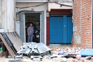 Người dân tất bật tháo dỡ nhà, metro số 2 tiếp nhận thêm nhiều mặt bằng