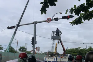 Đang khắc phục bất cập tại khu vực thi công hầm chui Nguyễn Văn Linh - Nguyễn Hữu Thọ, TP.HCM