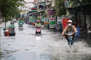 Khi nào đường Sinco, đường Chiến Lược và nhiều khu vực quận Bình Tân hết ngập?