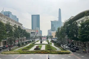 Cấm xe lưu thông vào nhiều tuyến đường trung tâm TP.HCM để tổ chức các sự kiện lớn 