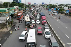 TP.HCM thống nhất năm 2026 khởi công mở rộng Quốc lộ 1 