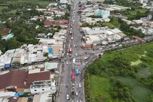 TP.HCM đẩy nhanh tiến độ mở rộng Quốc lộ 1, 13, 22 và cầu đường Bình Tiên