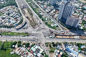 Yêu cầu làm rõ nguyên nhân dự án nút giao An Phú và cải tạo kênh Tham Lương - Bến Cát liên tục chậm tiến độ