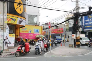 Gọt vỉa hè cho xe rẽ phải: TP.HCM sẽ đánh giá hiệu quả để nhân rộng