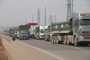 Tai nạn giao thông phức tạp, TP.HCM điều chỉnh phân làn xe trên hàng loạt tuyến đường