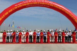 Chính thức thông xe kỹ thuật 14,7 km Vành đai 3 TP.HCM